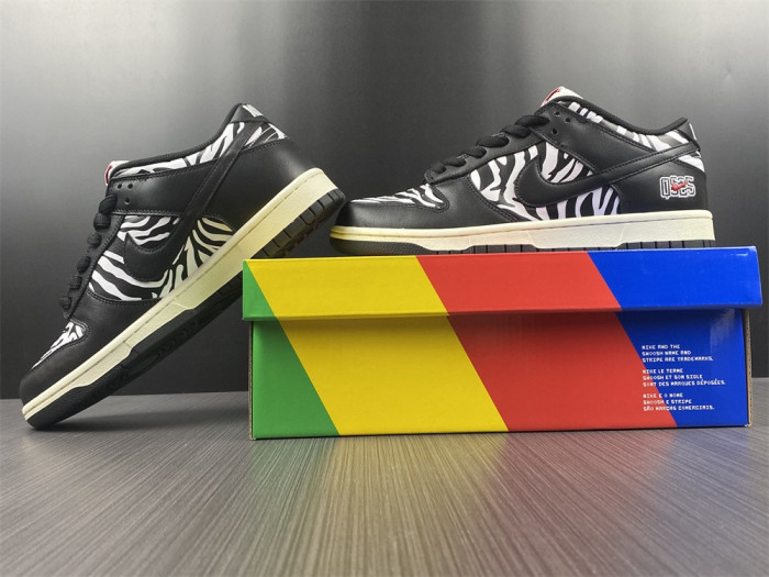 Quartersnacks x Dunk Low SB ‘Little Debbie’s Zebra Cakes’ DM3510-001