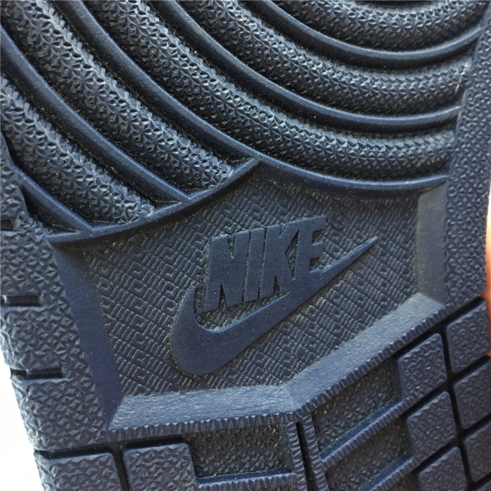 Air Jordan 1 Retro High OG “Obsidian” 555088-140