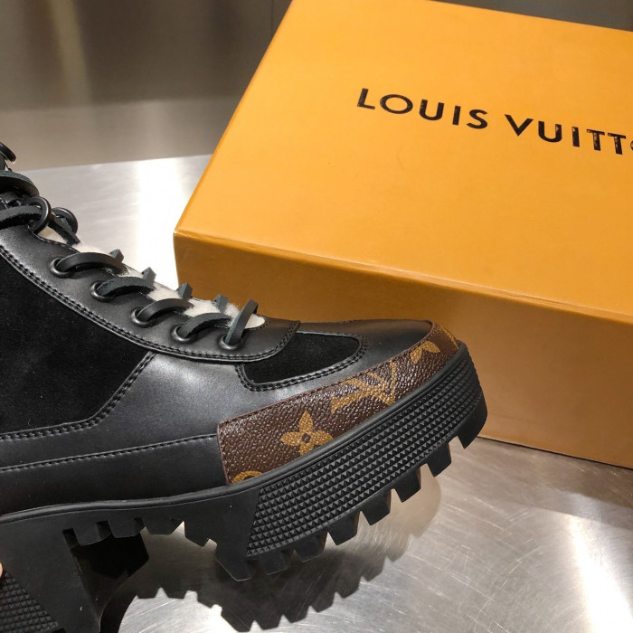 LOUS VUITO LAUREATE PLATFORM DESERT BOOT