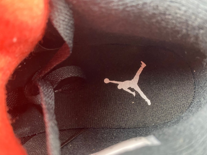 Air Jordan 4 “Red Thunder” CT8527-016