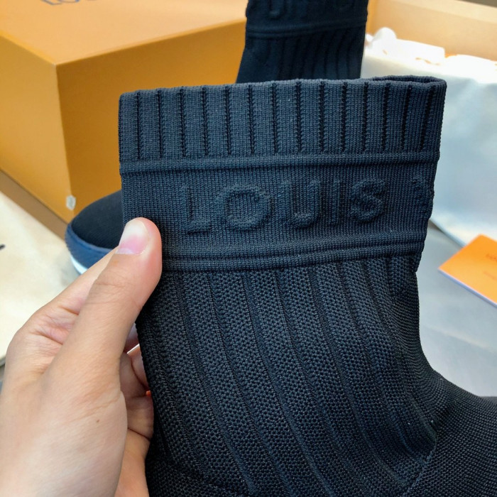 LOUS VUITO ARCHLIGHT SNEAKER BOOT