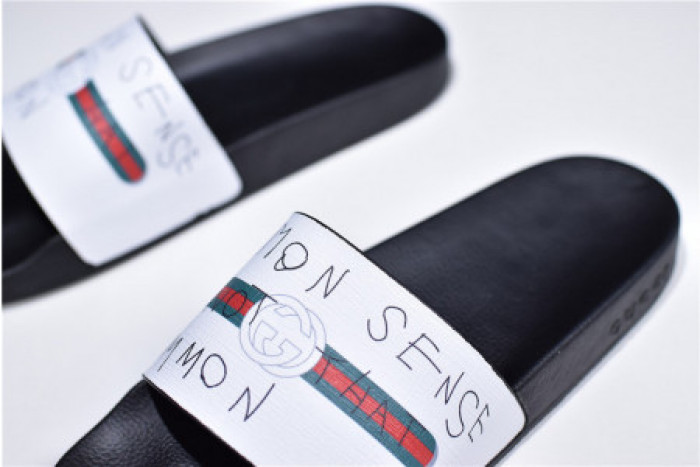 GUCC SLIPPERS