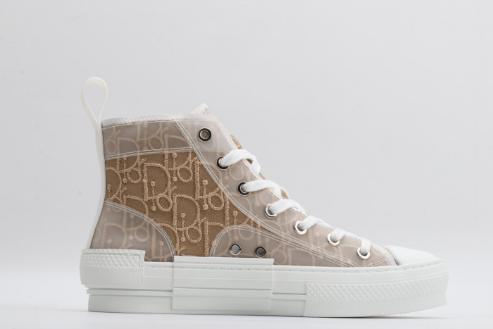 DR B23 Sneakers