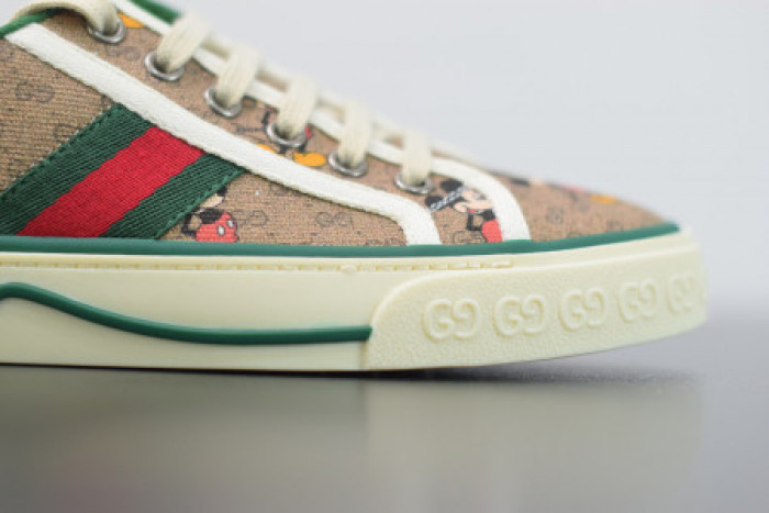 GUCC RHYTON SNEAKER 19668 DRW00 2088