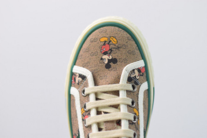GUCC RHYTON SNEAKER 19668 DRW00 2088