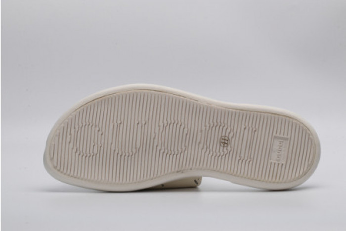 GUCC SLIPPERS