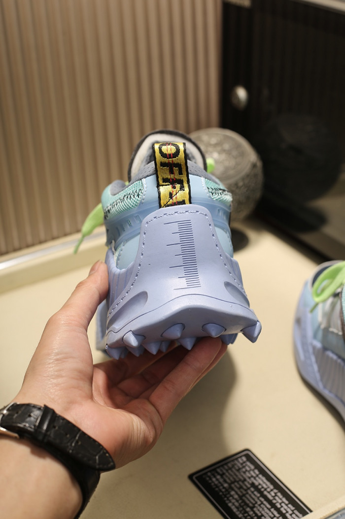 OFF-WHITE C/O ODSY-1000 SNEAKER