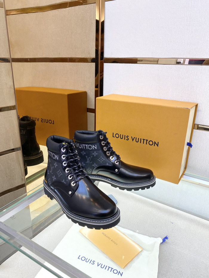 LOUS VUITO BOOTS